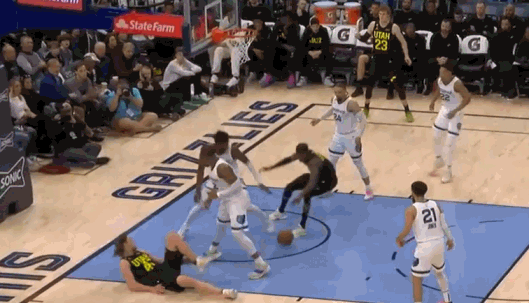 NBA交易市场动态频繁，球迷猜测球员去向的简单介绍