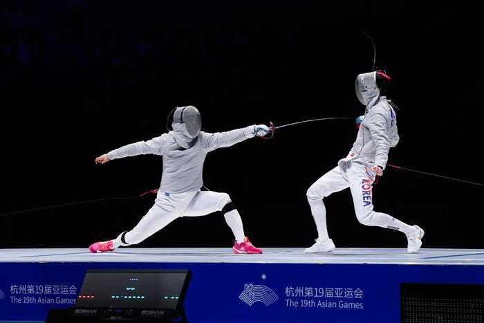 土耳其击剑选手在混合团体比赛中实现逆袭夺冠的简单介绍
